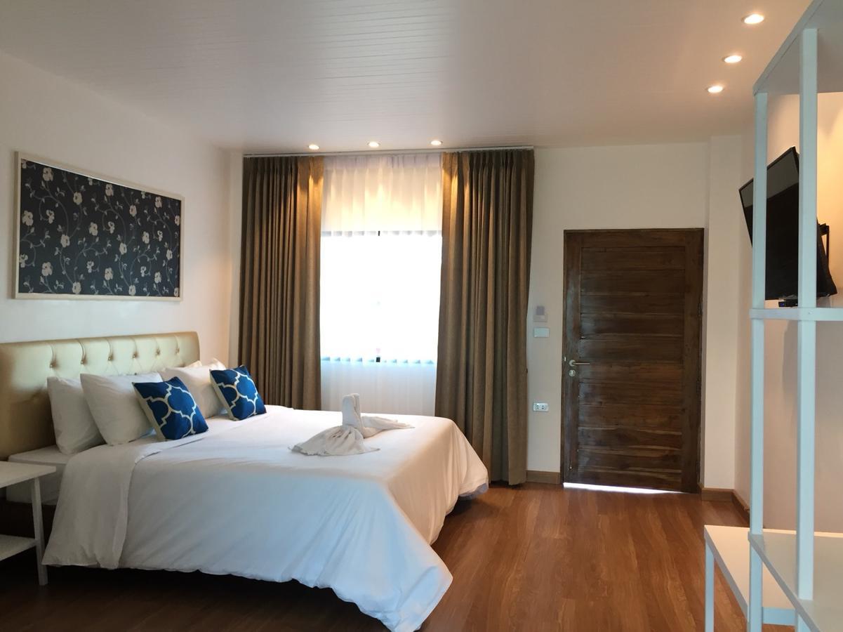 Phetcharat Grand Hotel Maesot 湄梭 外观 照片