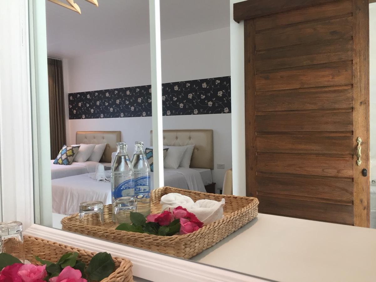 Phetcharat Grand Hotel Maesot 湄梭 外观 照片