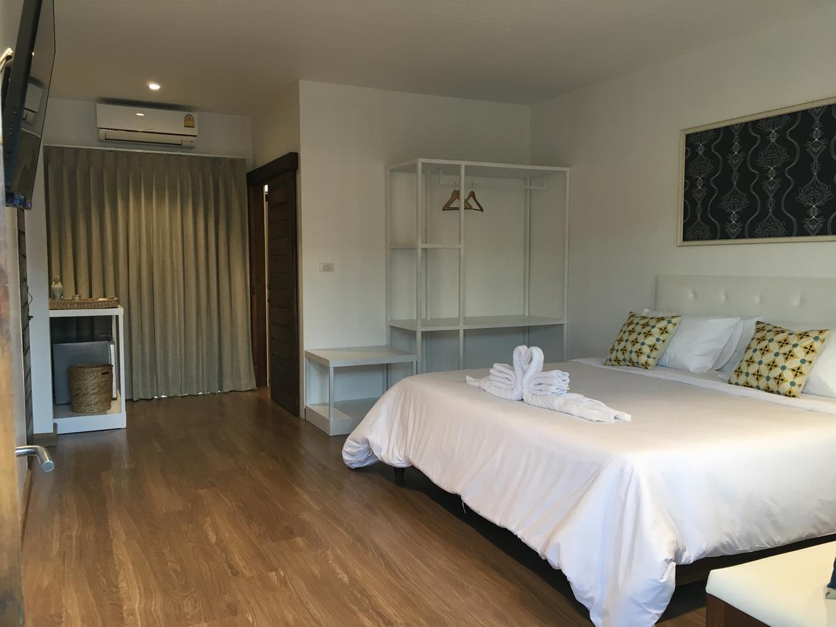 Phetcharat Grand Hotel Maesot 湄梭 外观 照片