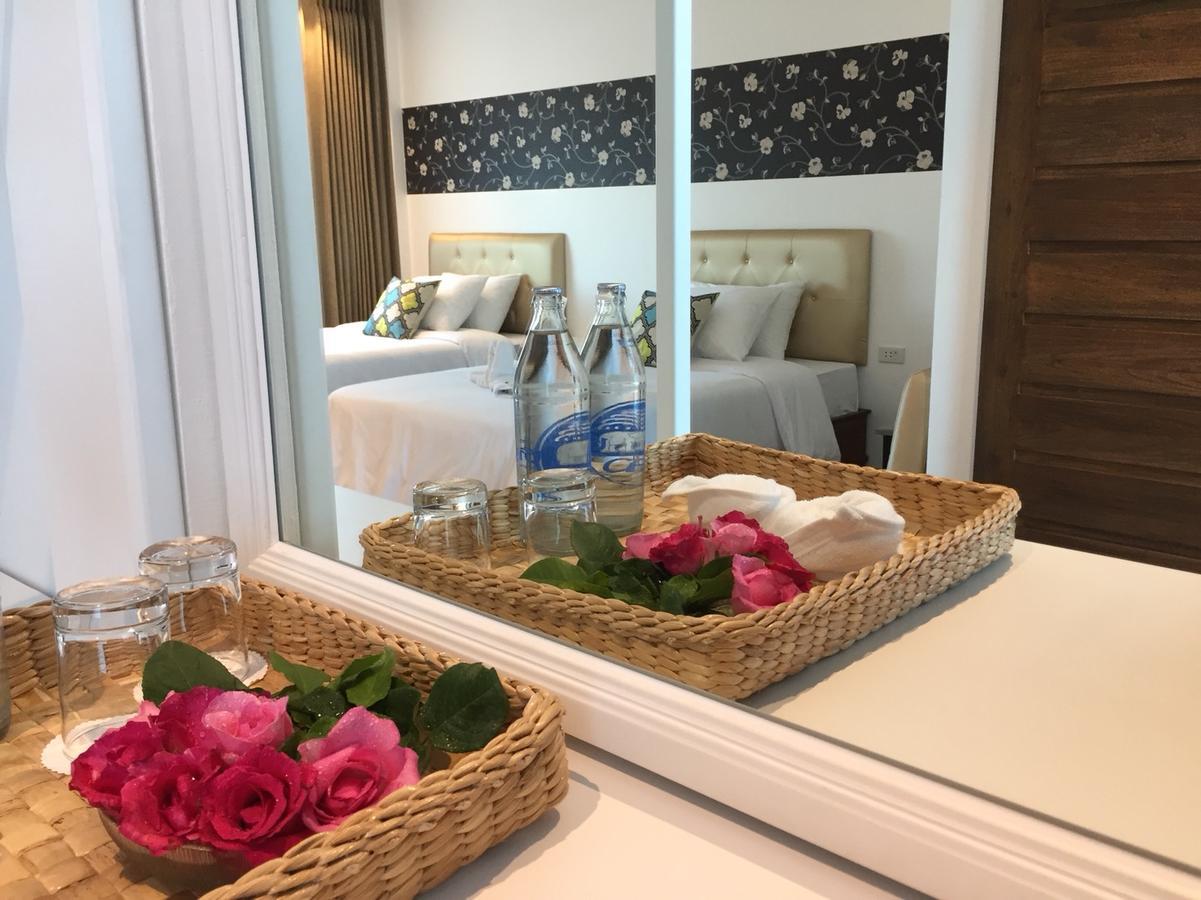 Phetcharat Grand Hotel Maesot 湄梭 外观 照片