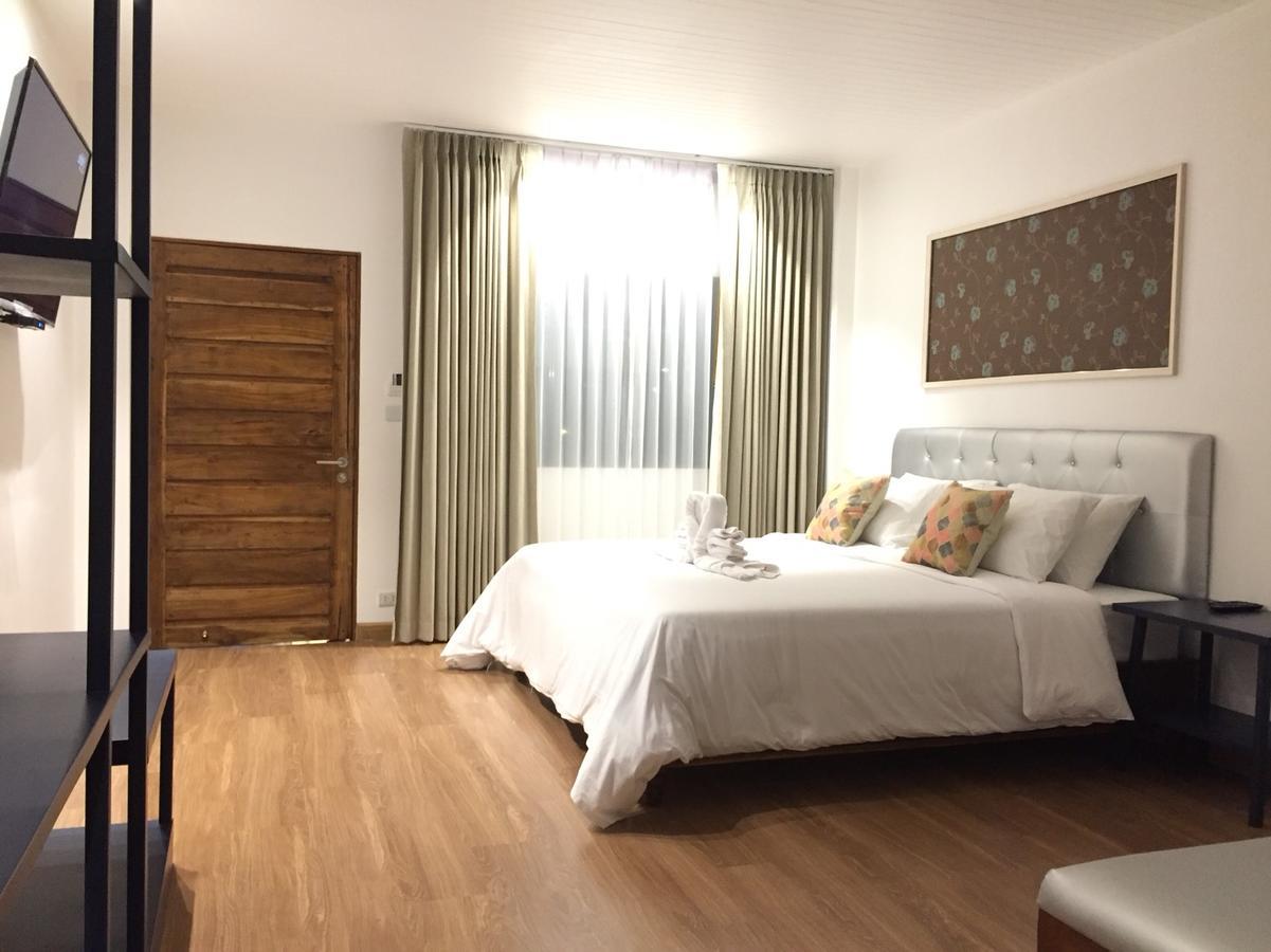 Phetcharat Grand Hotel Maesot 湄梭 外观 照片