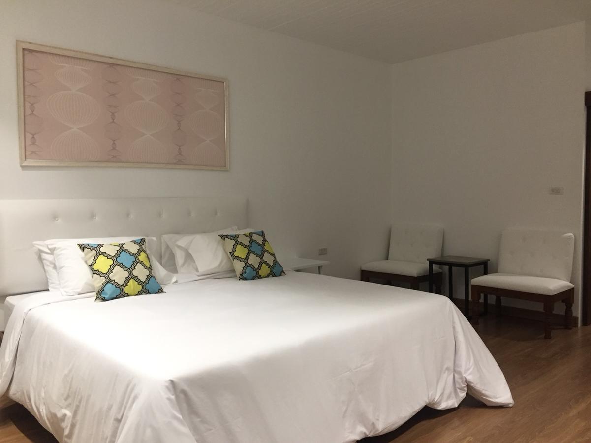 Phetcharat Grand Hotel Maesot 湄梭 外观 照片