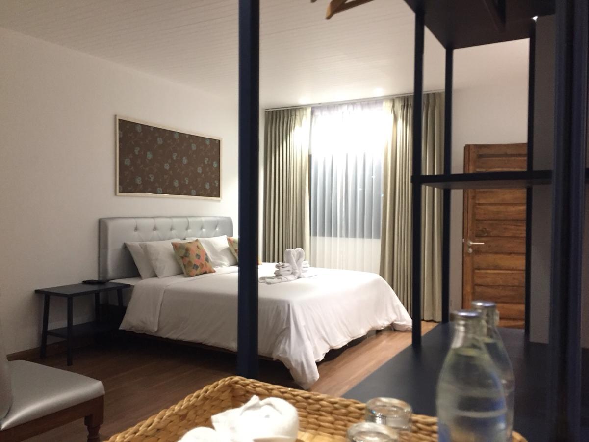 Phetcharat Grand Hotel Maesot 湄梭 外观 照片