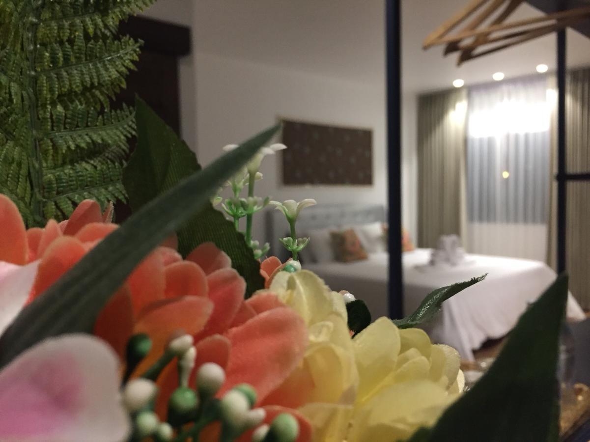 Phetcharat Grand Hotel Maesot 湄梭 外观 照片