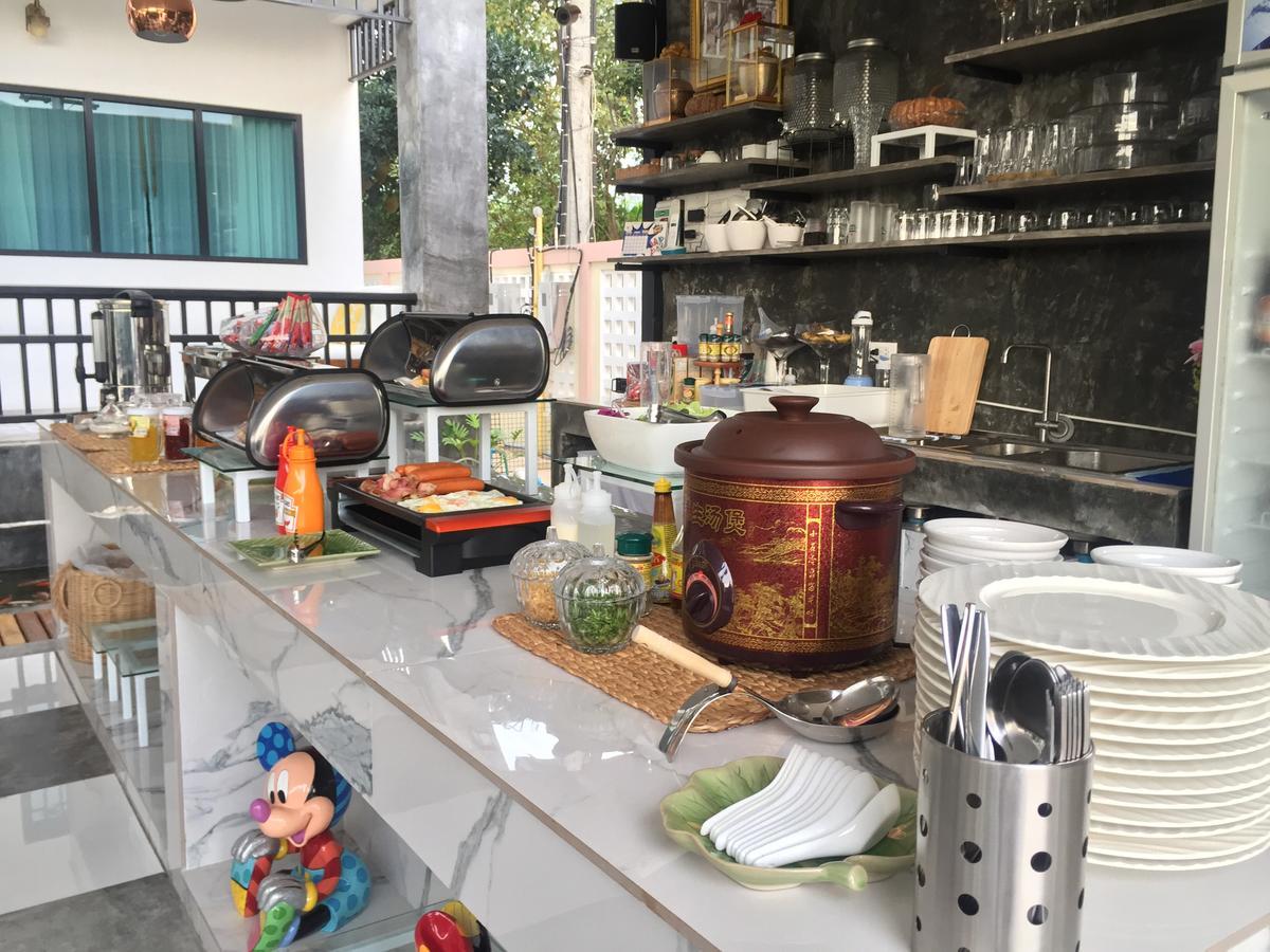 Phetcharat Grand Hotel Maesot 湄梭 外观 照片