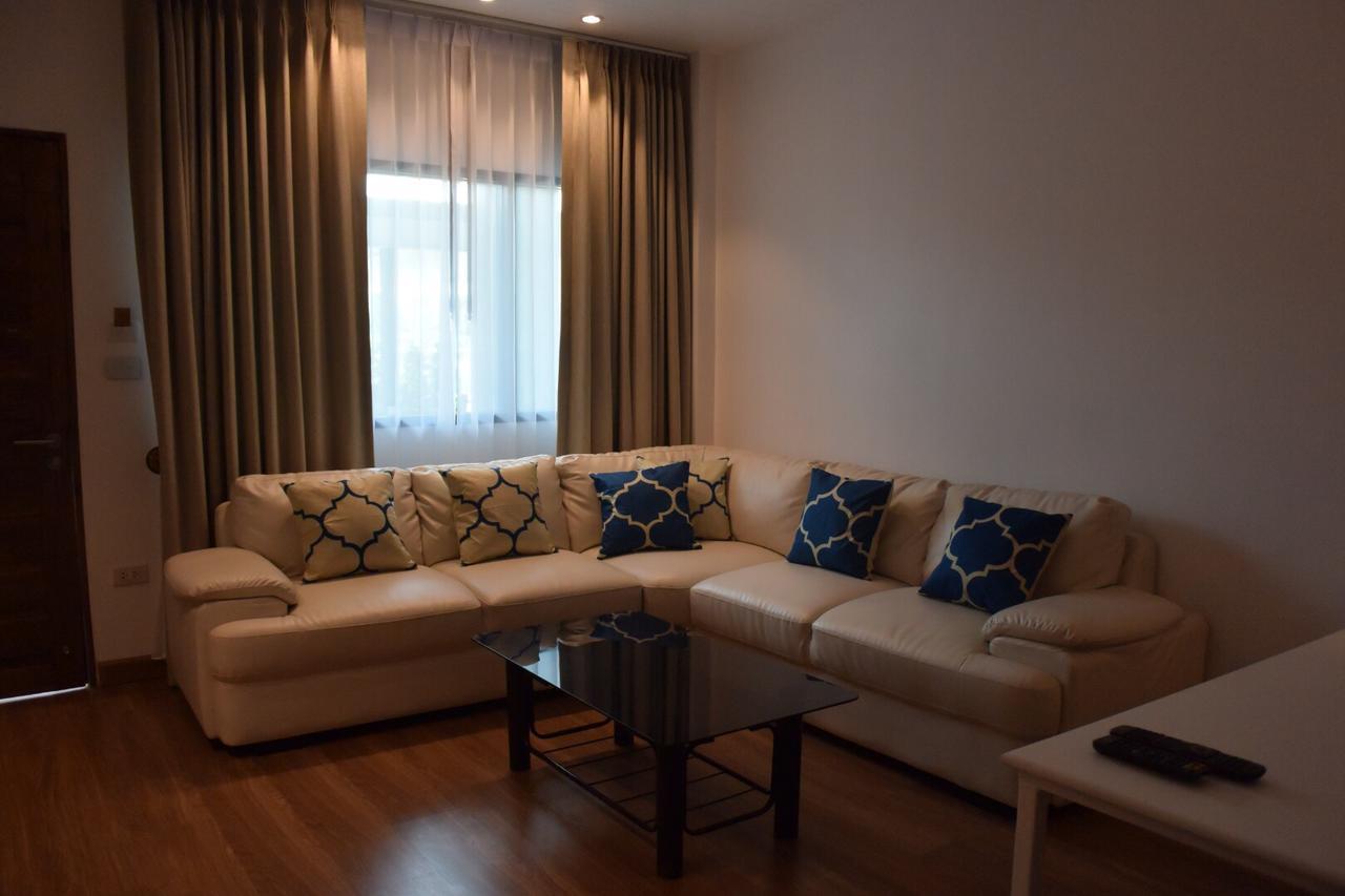 Phetcharat Grand Hotel Maesot 湄梭 外观 照片