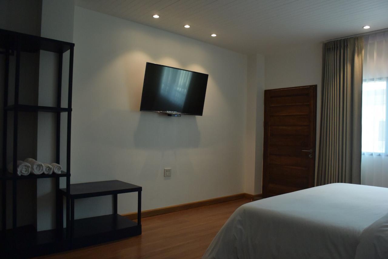 Phetcharat Grand Hotel Maesot 湄梭 外观 照片