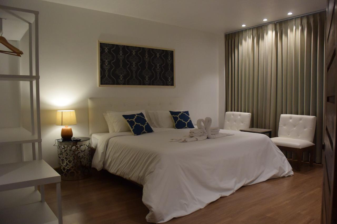 Phetcharat Grand Hotel Maesot 湄梭 外观 照片