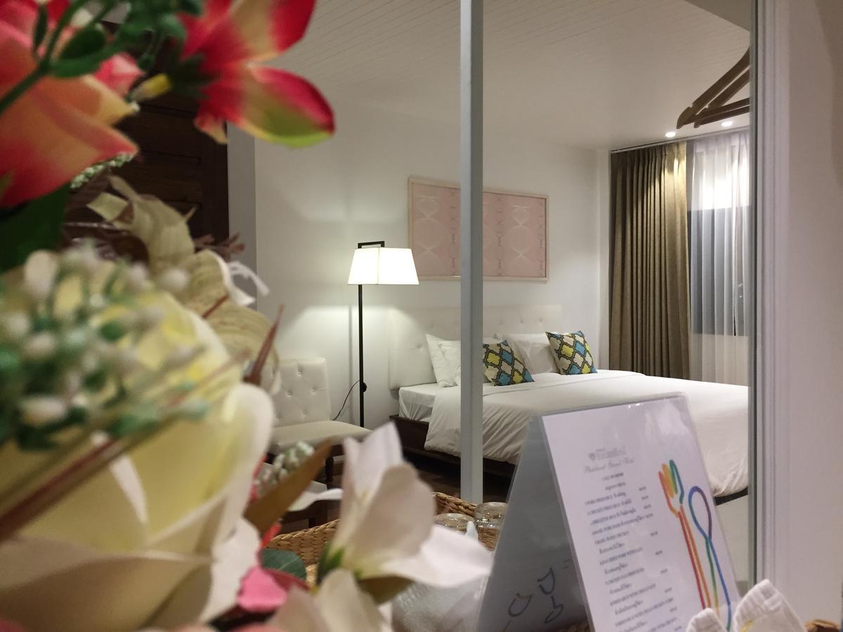 Phetcharat Grand Hotel Maesot 湄梭 外观 照片
